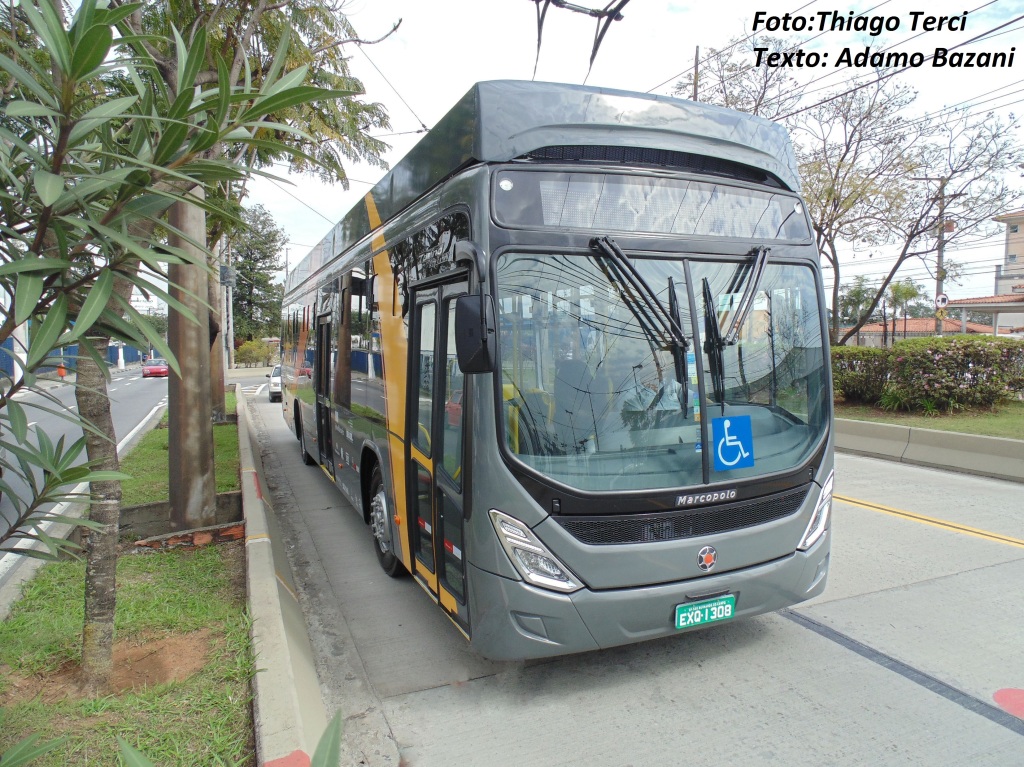 Ônibus elétrico ainda em São Bernardo do Campo, cidade onde fica empresa de tecnologia limpa Eletra